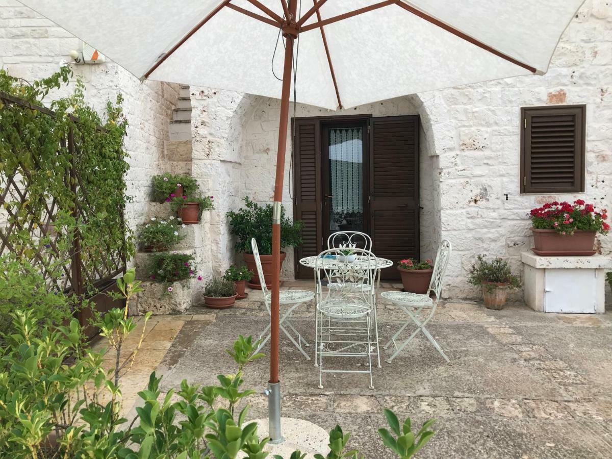 Il Trullo Di Giulietta Bed and Breakfast Impalata Exteriör bild